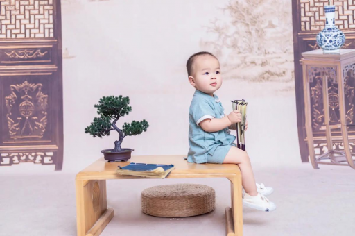 文山宝宝头睡扁了